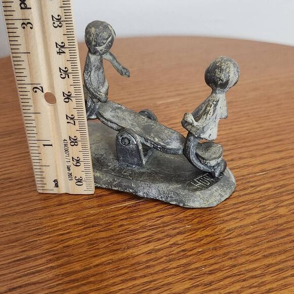 Hunter Pewter Children on Seesaw Figurine Vintage Pewter Figure - Picture 6 of 8